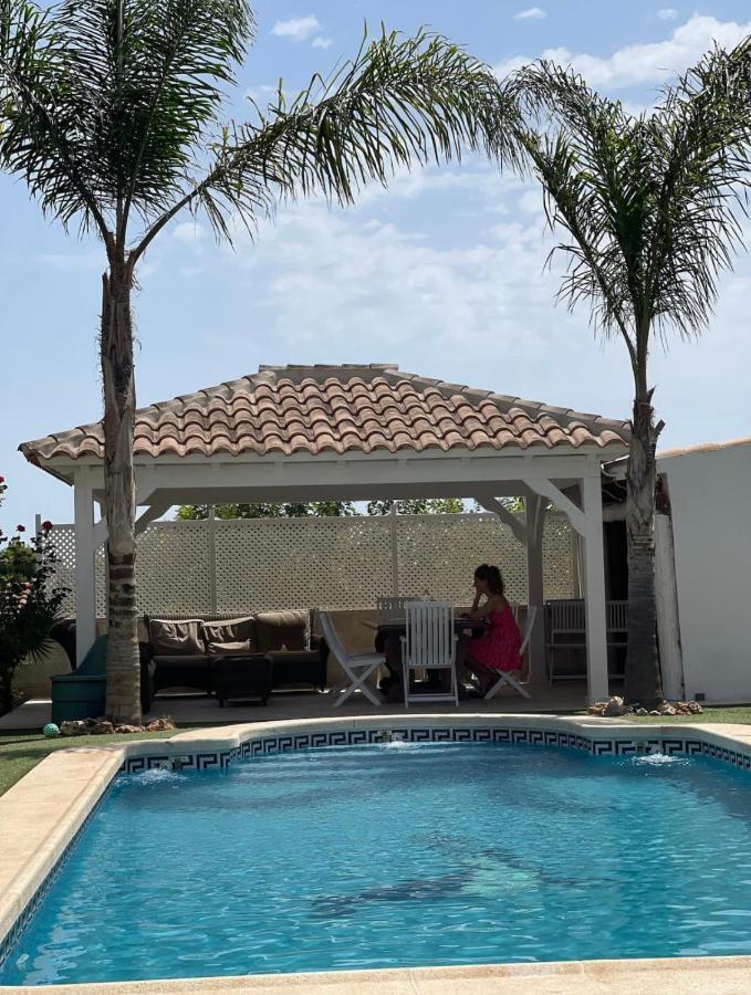 1 Habitacion Con Bano Privado Frente A La Piscina, Maximo Para 4 Personas, No Es La Casa Completa,1Cama Y 1 Sofa-Cama San Vicente Raspeig Buitenkant foto