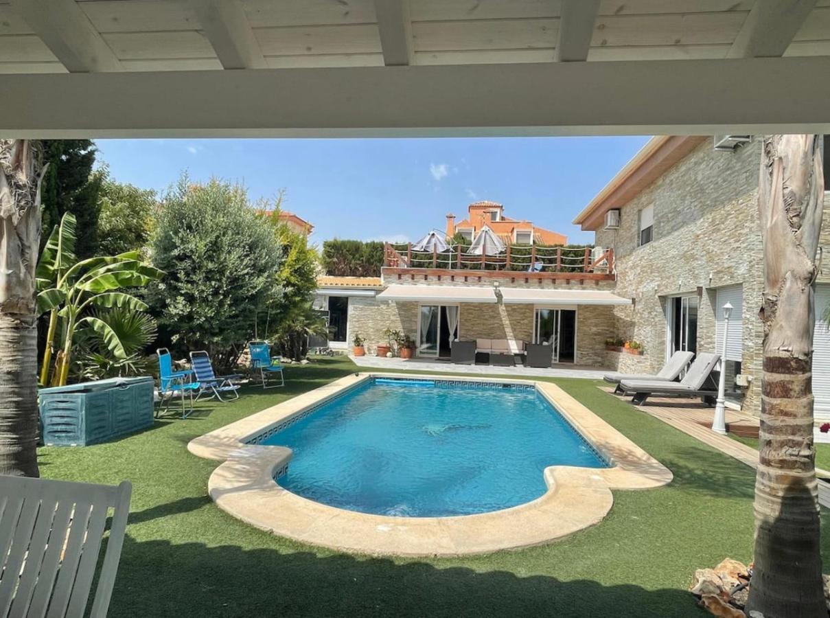 1 Habitacion Con Bano Privado Frente A La Piscina, Maximo Para 4 Personas, No Es La Casa Completa,1Cama Y 1 Sofa-Cama San Vicente Raspeig Buitenkant foto