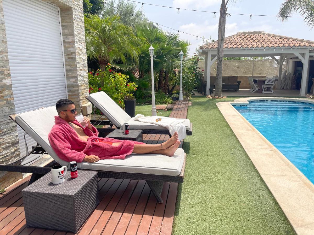1 Habitacion Con Bano Privado Frente A La Piscina, Maximo Para 4 Personas, No Es La Casa Completa,1Cama Y 1 Sofa-Cama San Vicente Raspeig Buitenkant foto