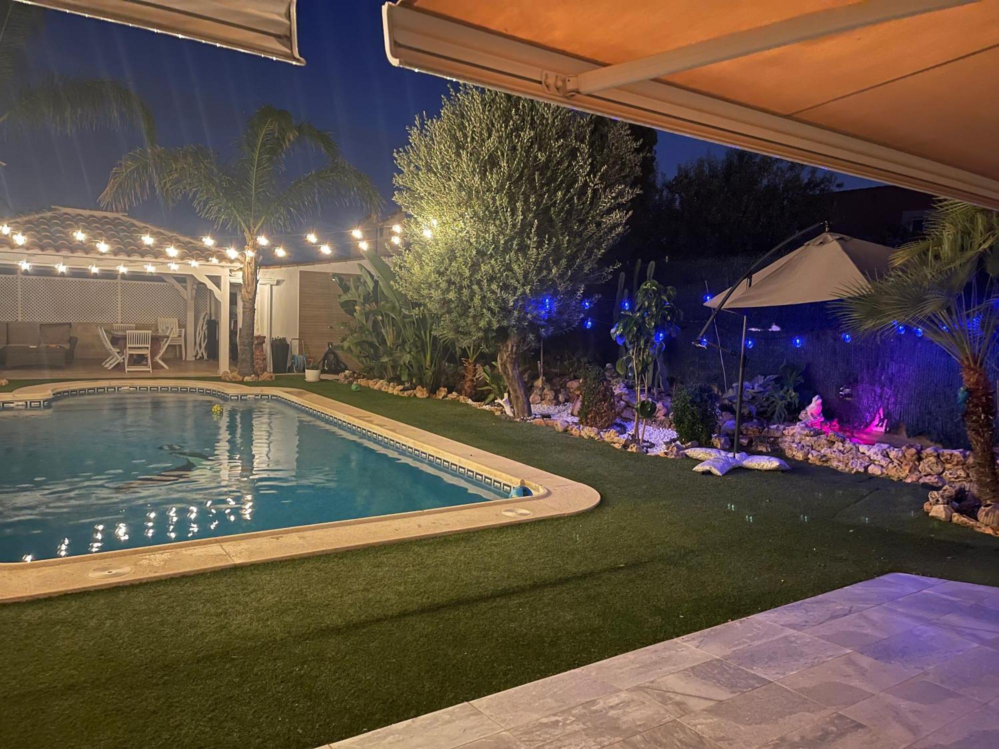 1 Habitacion Con Bano Privado Frente A La Piscina, Maximo Para 4 Personas, No Es La Casa Completa,1Cama Y 1 Sofa-Cama San Vicente Raspeig Buitenkant foto